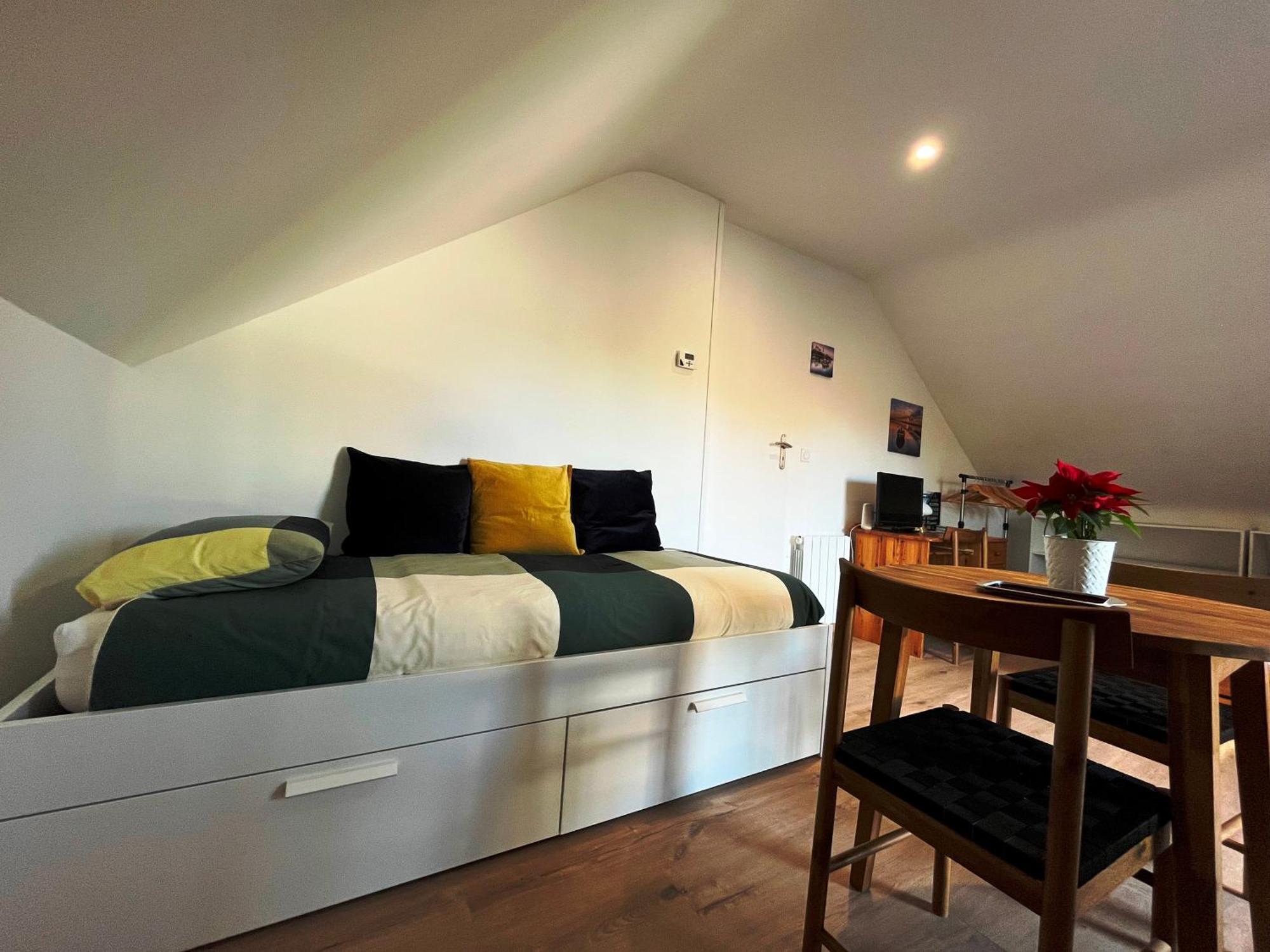Lomener - La Goelette - 1 Appartement Avec 2 Chambres Et 2 Studios A 450M De La Plage เปลอเมอร์ ภายนอก รูปภาพ